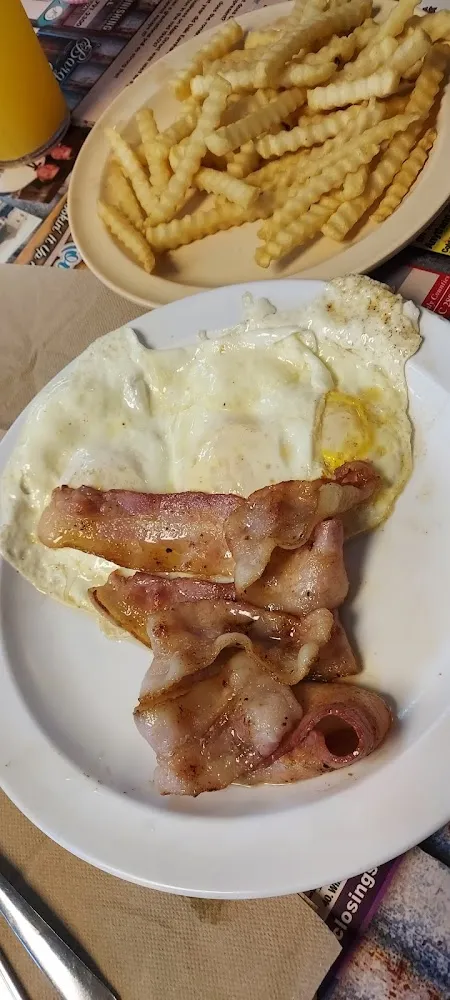 3 Eggs over Medium with Soft Bacon